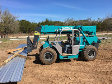 东莞客人考察九游体育(中国)官方网站智能高空作业设备