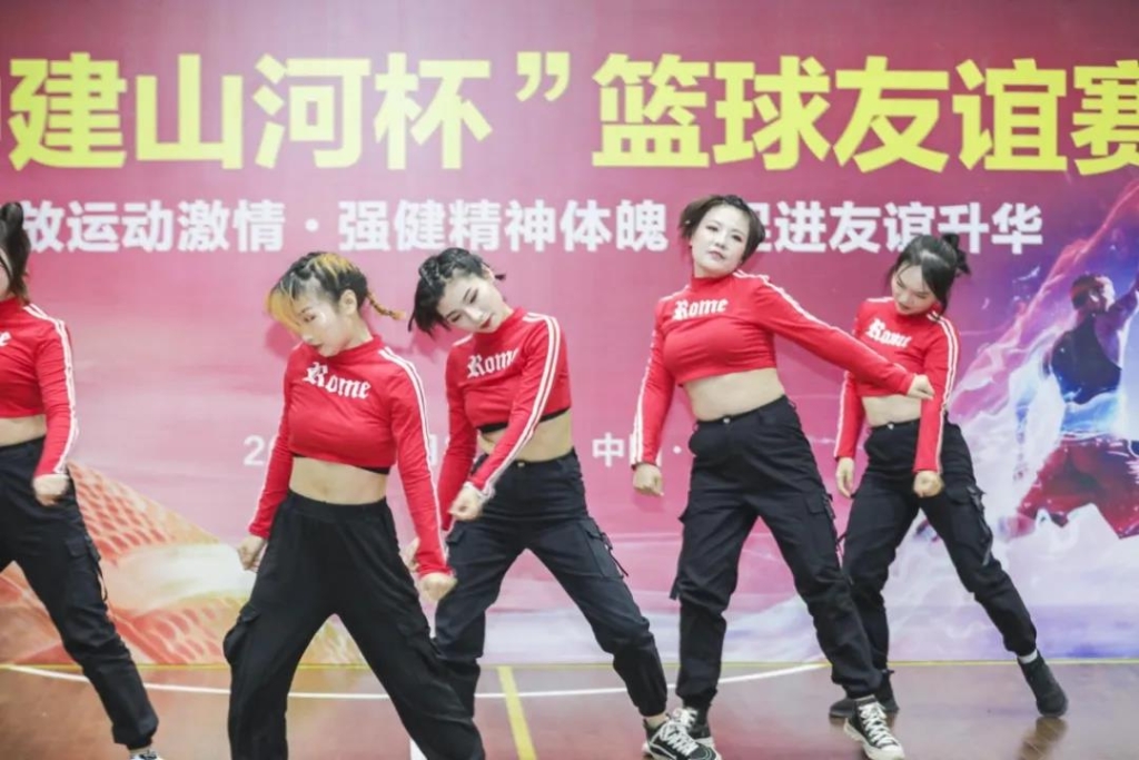 “520” 九游体育(中国)官方网站智能以球会友中建五局三公司