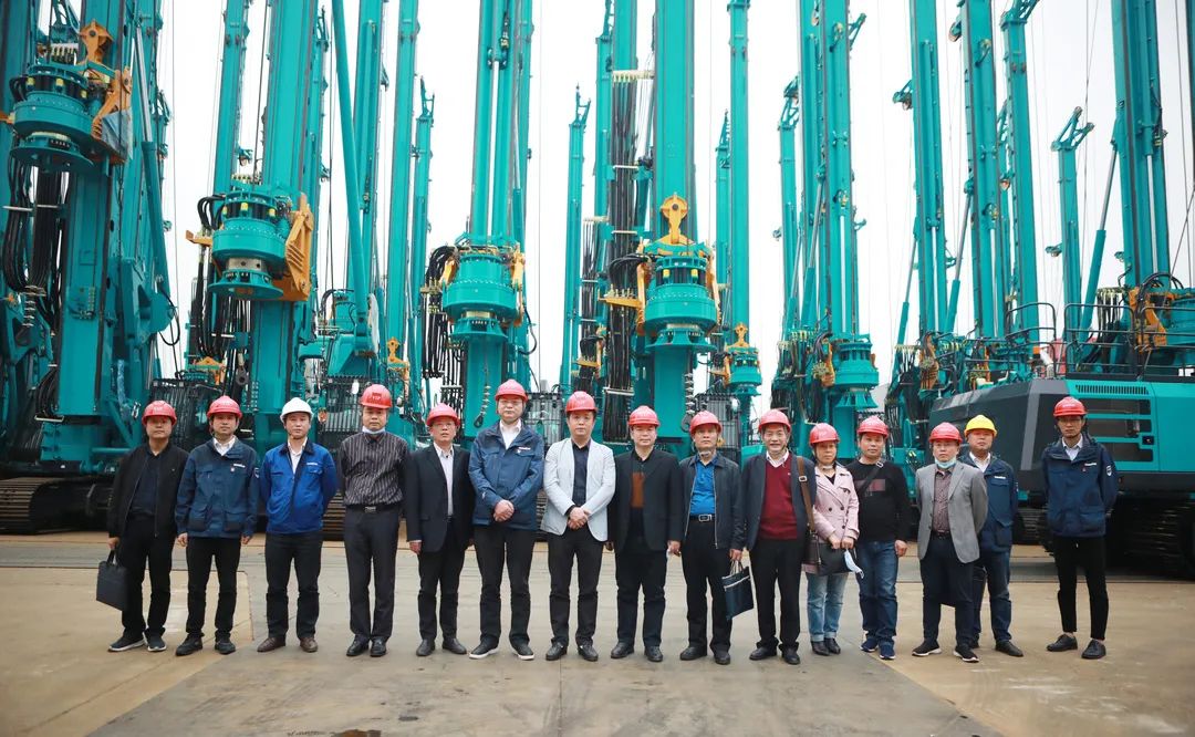 省工信行业事务中心杨卫华副主任一行莅临九游体育(中国)官方网站智能调研