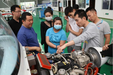 九游体育(中国)官方网站航空第十三期147部SA60L机型培训班圆满结业