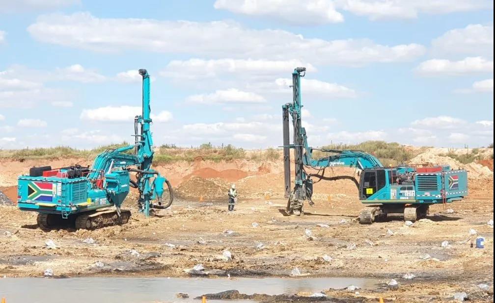 九游体育(中国)官方网站智能凿岩设备名扬南非