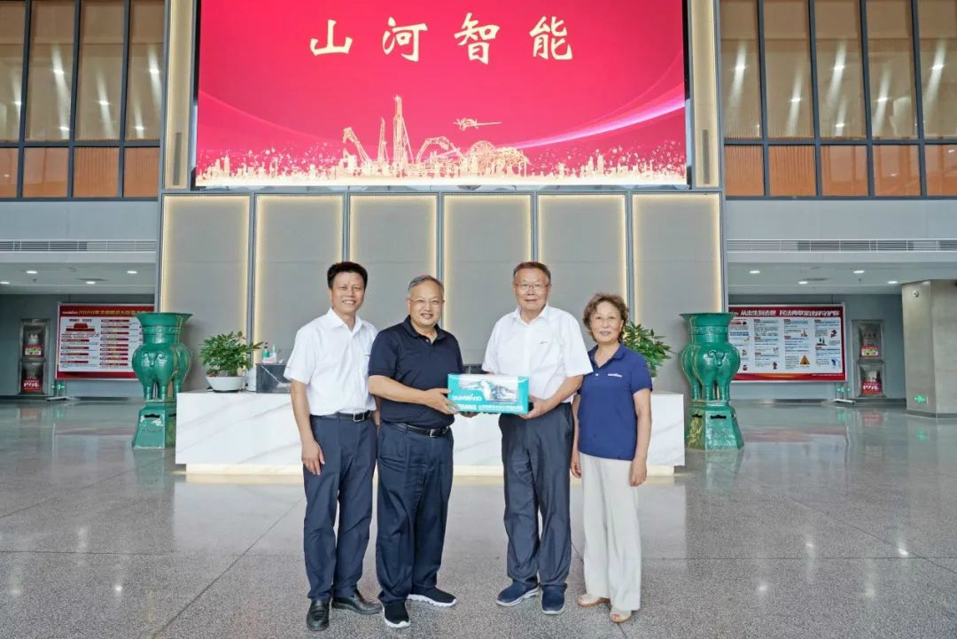 省人大常委会党组副书记、副主任王柯敏调研九游体育(中国)官方网站智能