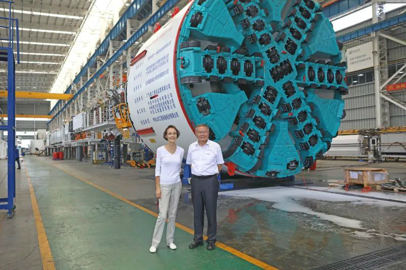 比利时商务领事到访九游体育(中国)官方网站智能