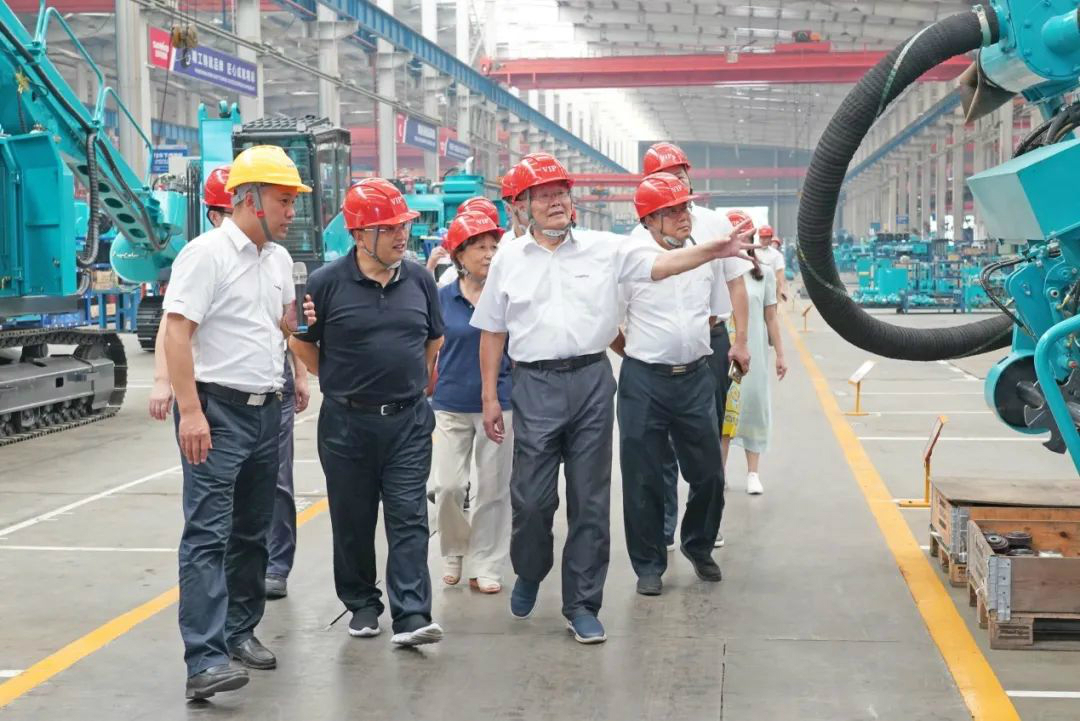 省人大常委会党组副书记、副主任王柯敏调研九游体育(中国)官方网站智能