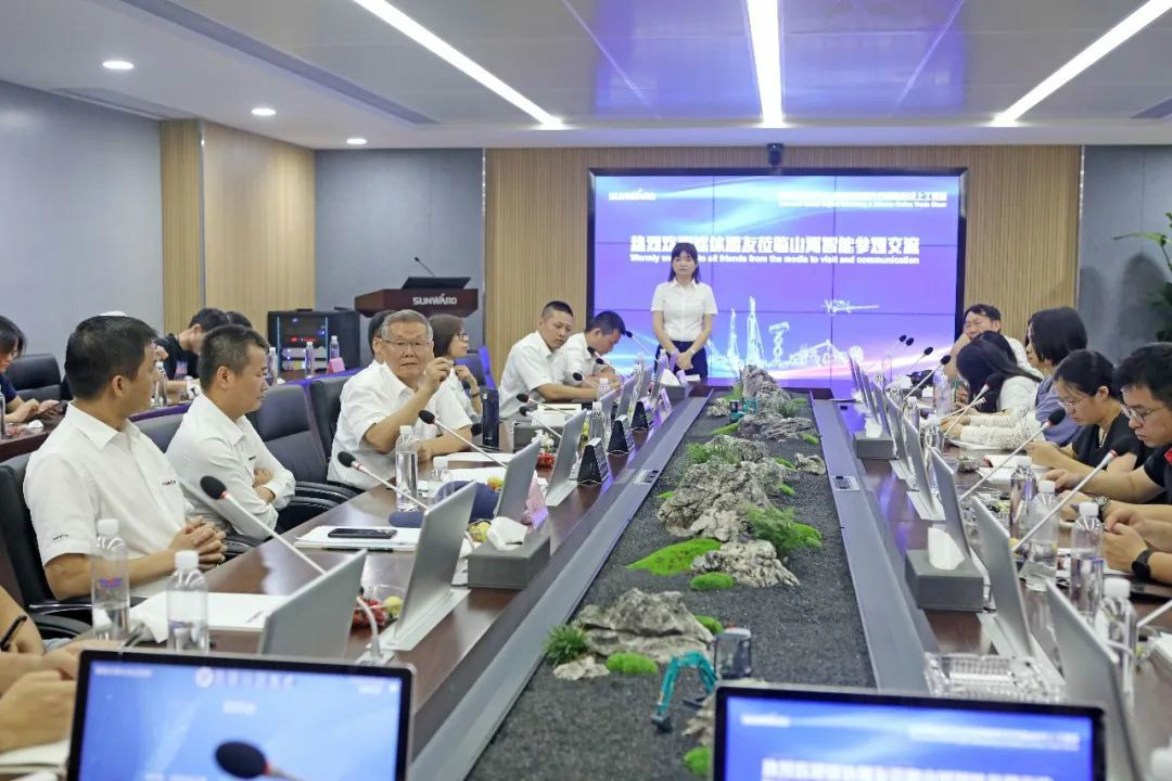 九游体育(中国)官方网站智能数字化出海升级暨联合阿里巴巴国际站线上直播活动圆满进行