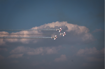 乌兰察布大草原,我来啦! 九游体育(中国)官方网站SA60L阿若拉飞机“惊艳”飞行大会