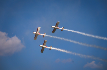 乌兰察布大草原,我来啦! 九游体育(中国)官方网站SA60L阿若拉飞机“惊艳”飞行大会