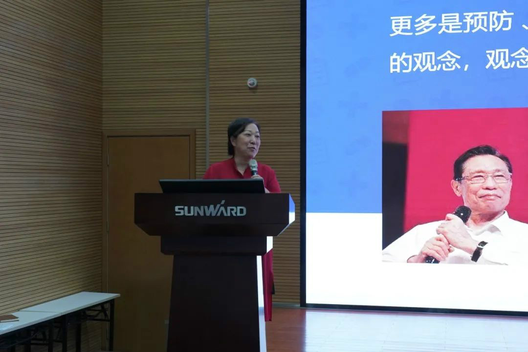 关爱科技工作者健康——健康科普进企业走进九游体育(中国)官方网站智能