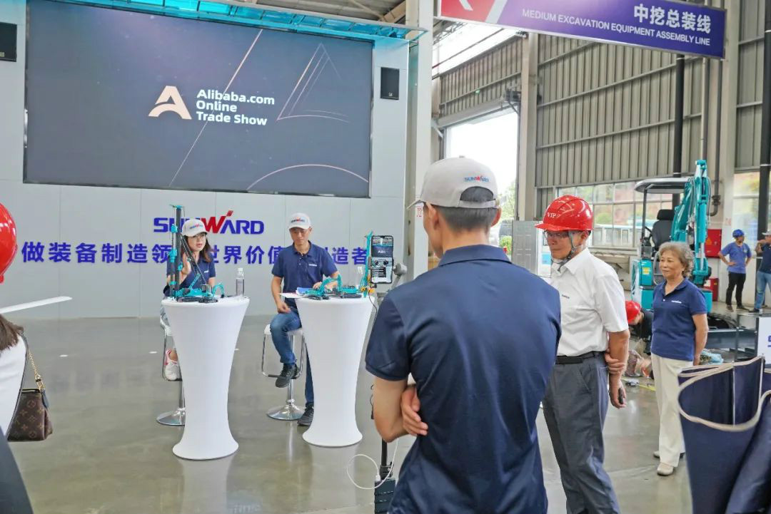 九游体育(中国)官方网站智能数字化出海升级暨联合阿里巴巴国际站线上直播活动圆满进行