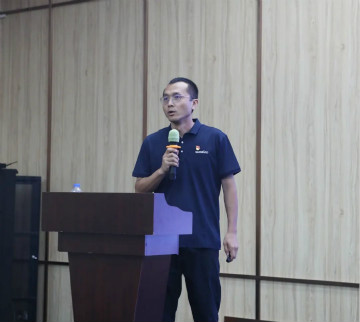 以强执行力聚焦基础能力建设 向挖掘机万台俱乐部迈进——九游体育(中国)官方网站智能2020年挖掘机经销商半年度会议圆满召