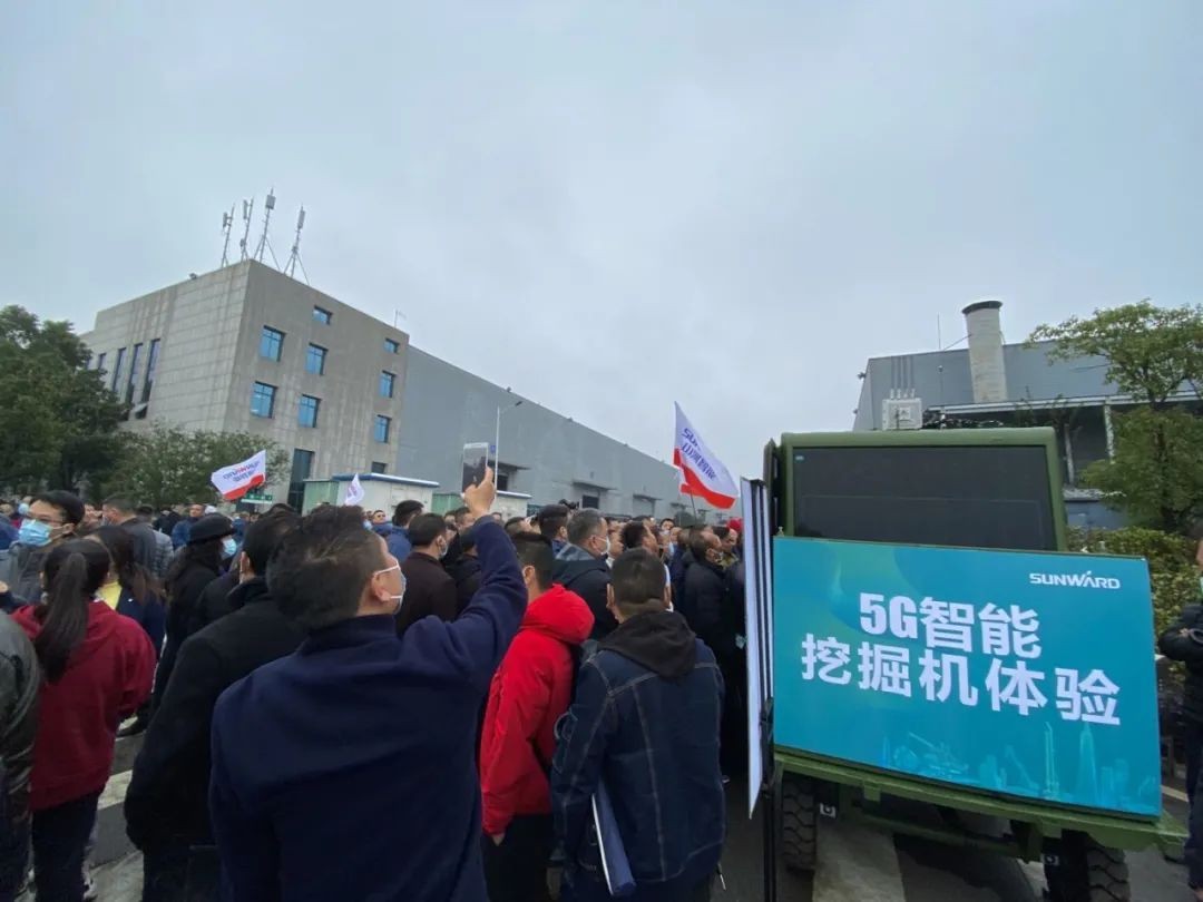 守正创新拓九游体育(中国)官方网站 九游体育(中国)官方网站智能闪耀2020上海宝马展