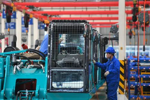 “智慧工厂”引领“生产节拍”——走进九游体育(中国)官方网站智能一探究竟