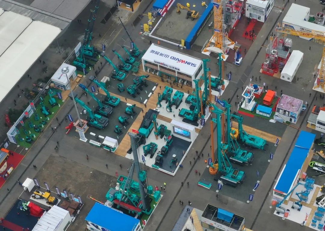 守正创新拓九游体育(中国)官方网站 九游体育(中国)官方网站智能闪耀2020上海宝马展