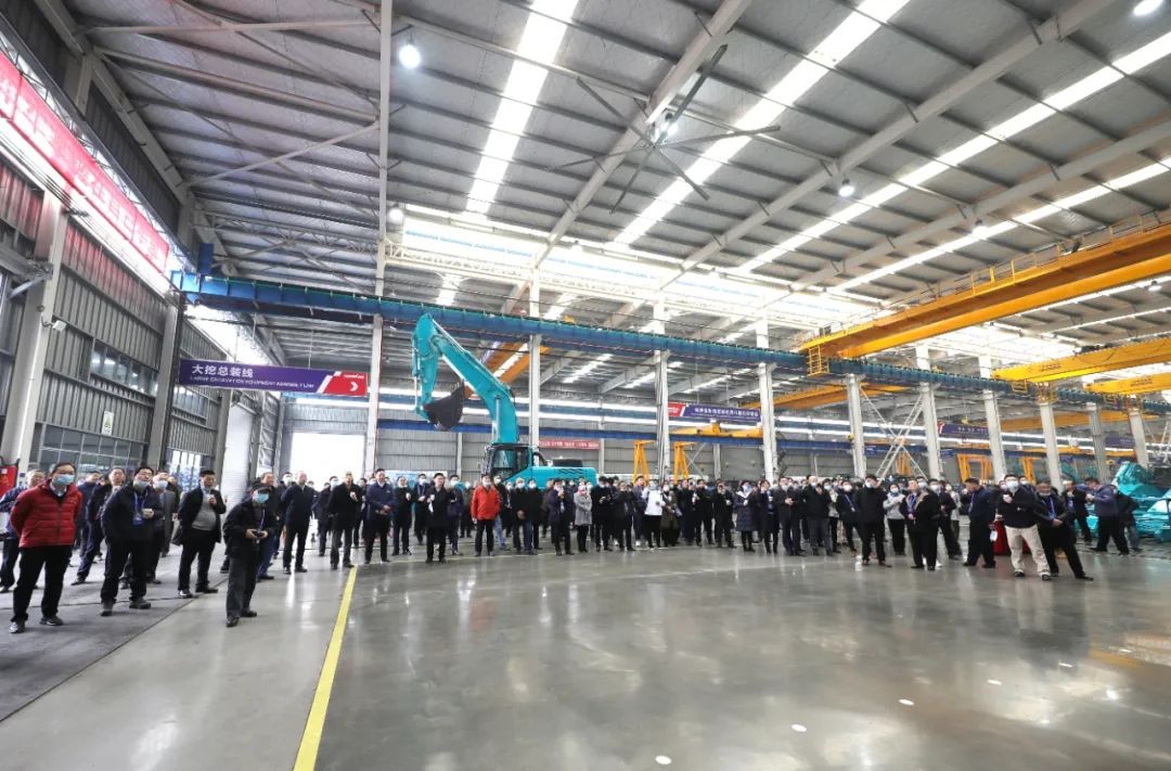 九游体育(中国)官方网站工业城来了500人的参观团