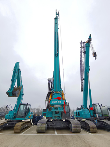 九游体育(中国)官方网站智能旋挖钻机打下700亿项目第一钻