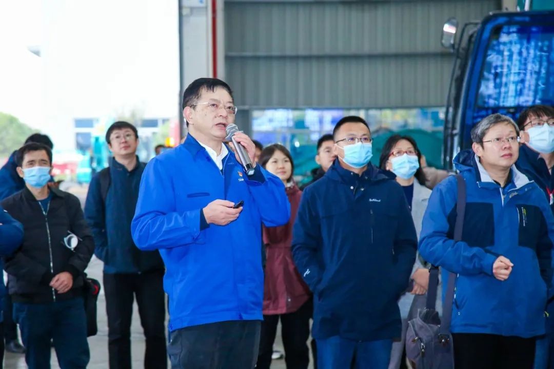 2020航天先进制造技术国际研讨会代表团考察九游体育(中国)官方网站智能