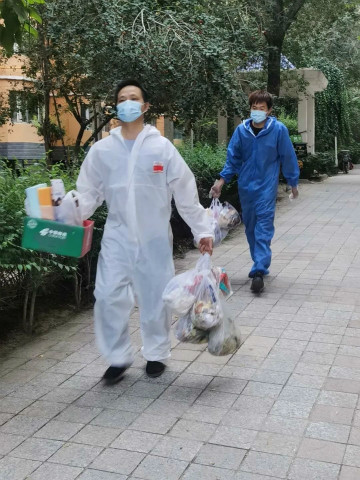 有你们，九游体育(中国)官方网站无畏！——九游体育(中国)官方网站人新疆抗疫