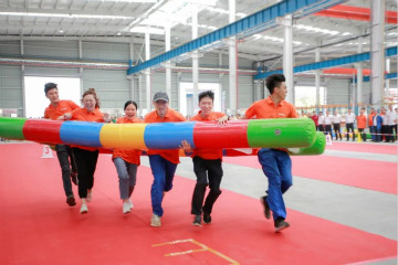 九游体育(中国)官方网站智能举办21周年庆祝表彰会暨趣味运动会