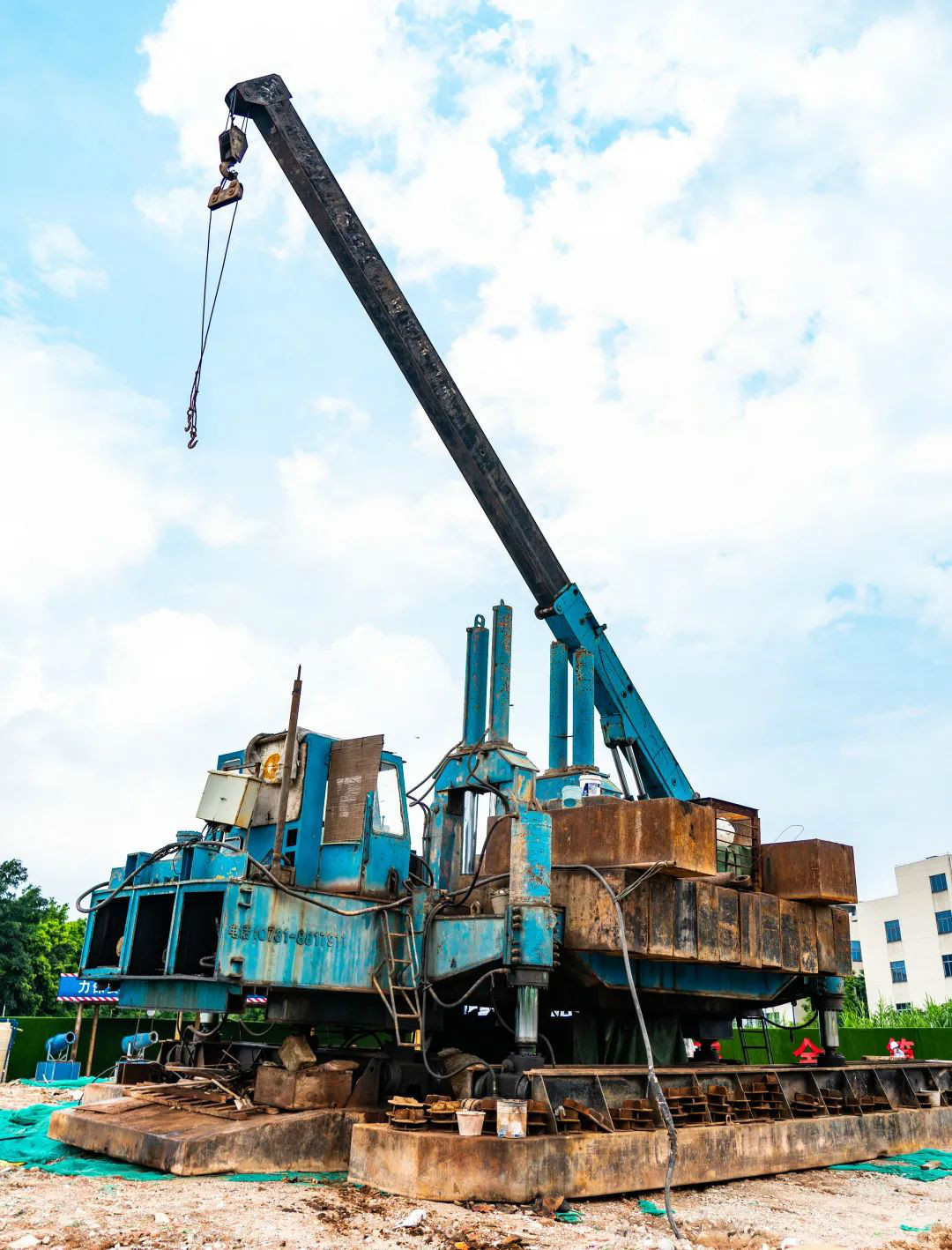 九游体育(中国)官方网站智能液压静力压桩机，镌刻科技发展的时代烙印