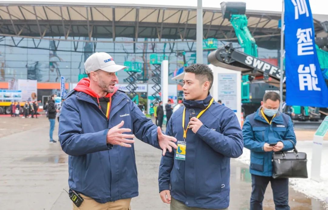 守正创新拓九游体育(中国)官方网站 九游体育(中国)官方网站智能闪耀2020上海宝马展