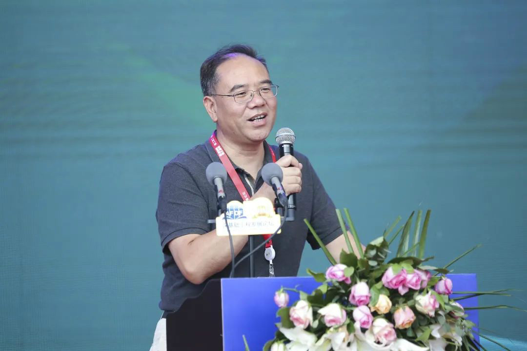 九游体育(中国)官方网站智能全国客户交流会在深基础工程发展论坛会场举办