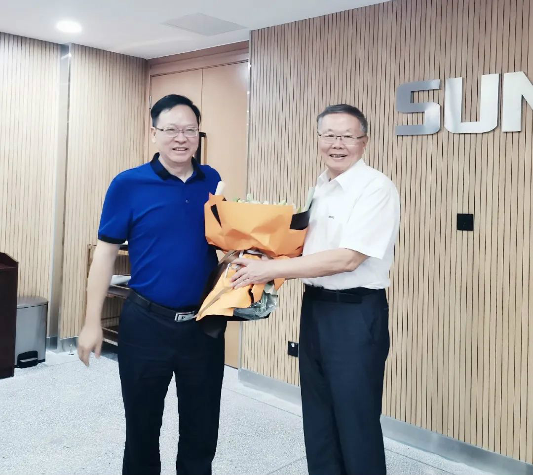 中南大学机电工程学院肖来荣书记到访九游体育(中国)官方网站智能