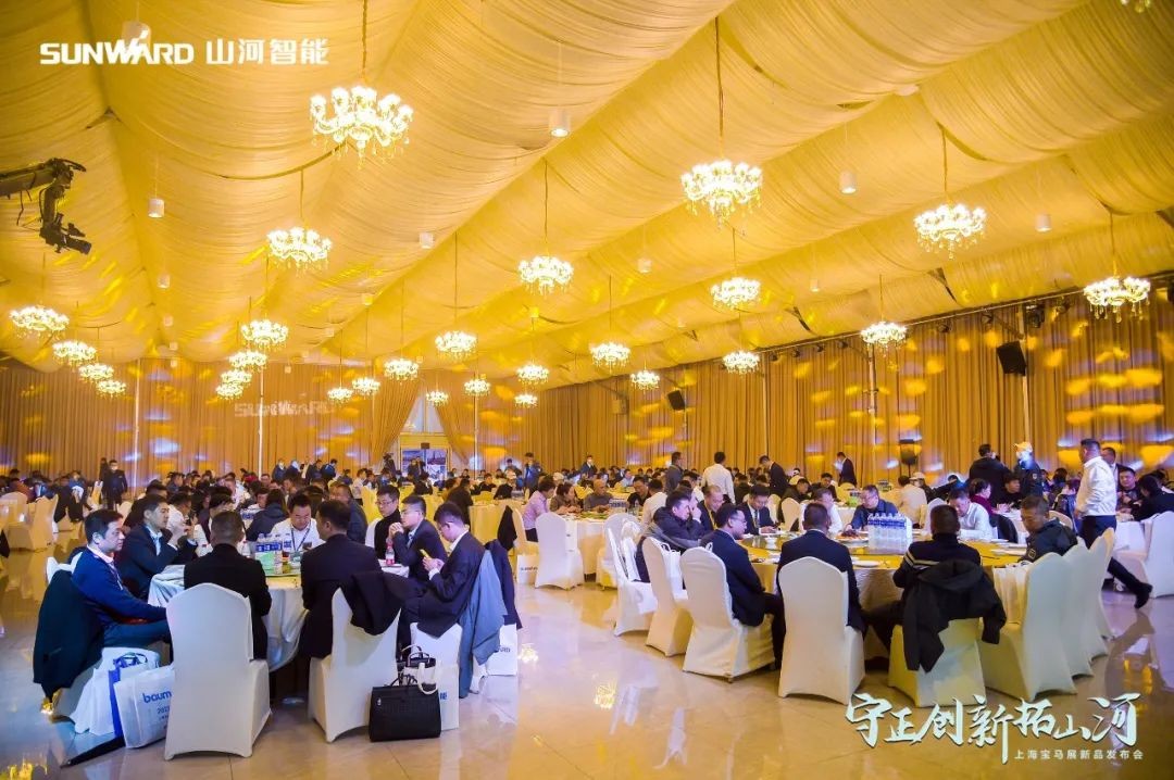 沸腾九游体育(中国)官方网站！宝马展收官之日订单破十亿