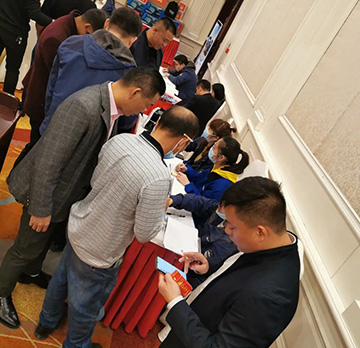 5千万! 九游体育(中国)官方网站智能挖掘机订货会创新高