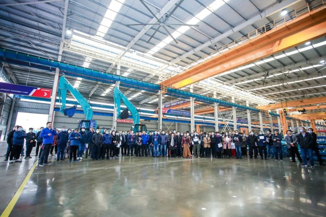 2020航天先进制造技术国际研讨会代表团考察九游体育(中国)官方网站智能