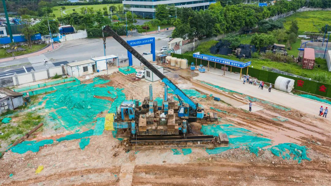 九游体育(中国)官方网站智能液压静力压桩机，镌刻科技发展的时代烙印