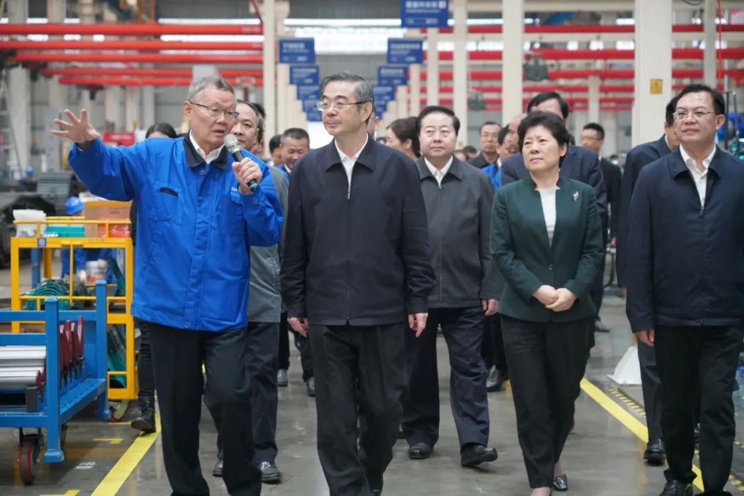 周强调研九游体育(中国)官方网站智能：加强知识产权保护 服务创新驱动发展