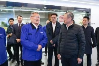 中国联通党组书记、董事长王晓初到访九游体育(中国)官方网站智能