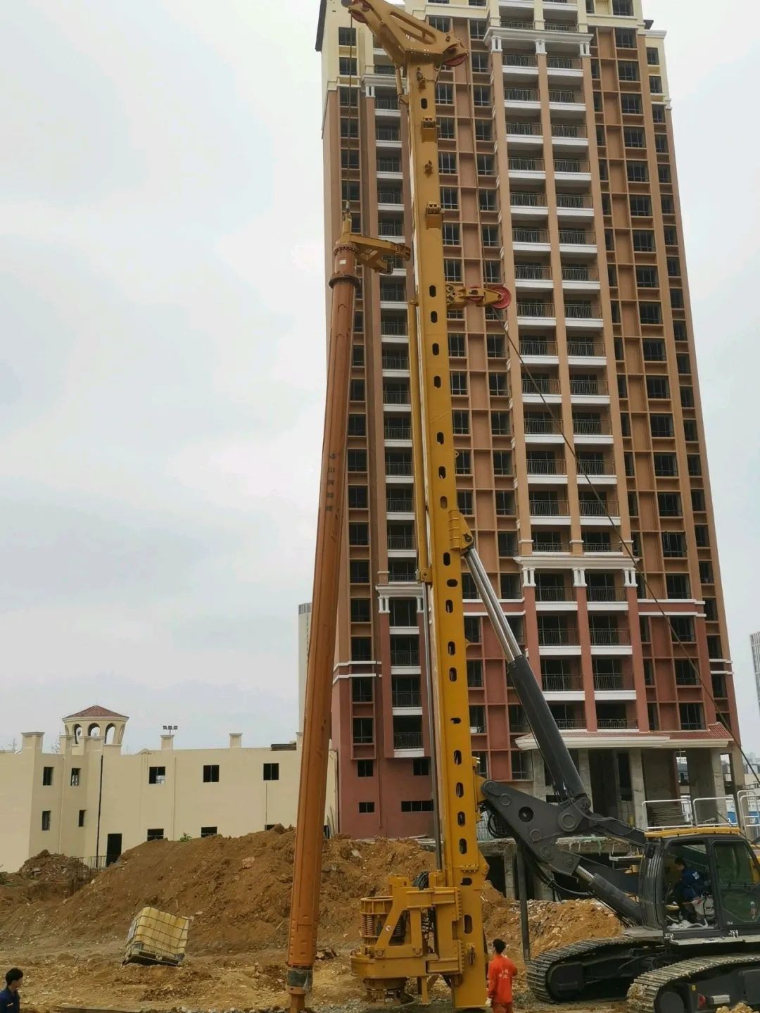 九游体育(中国)官方网站智能钻杆成功开辟新市场