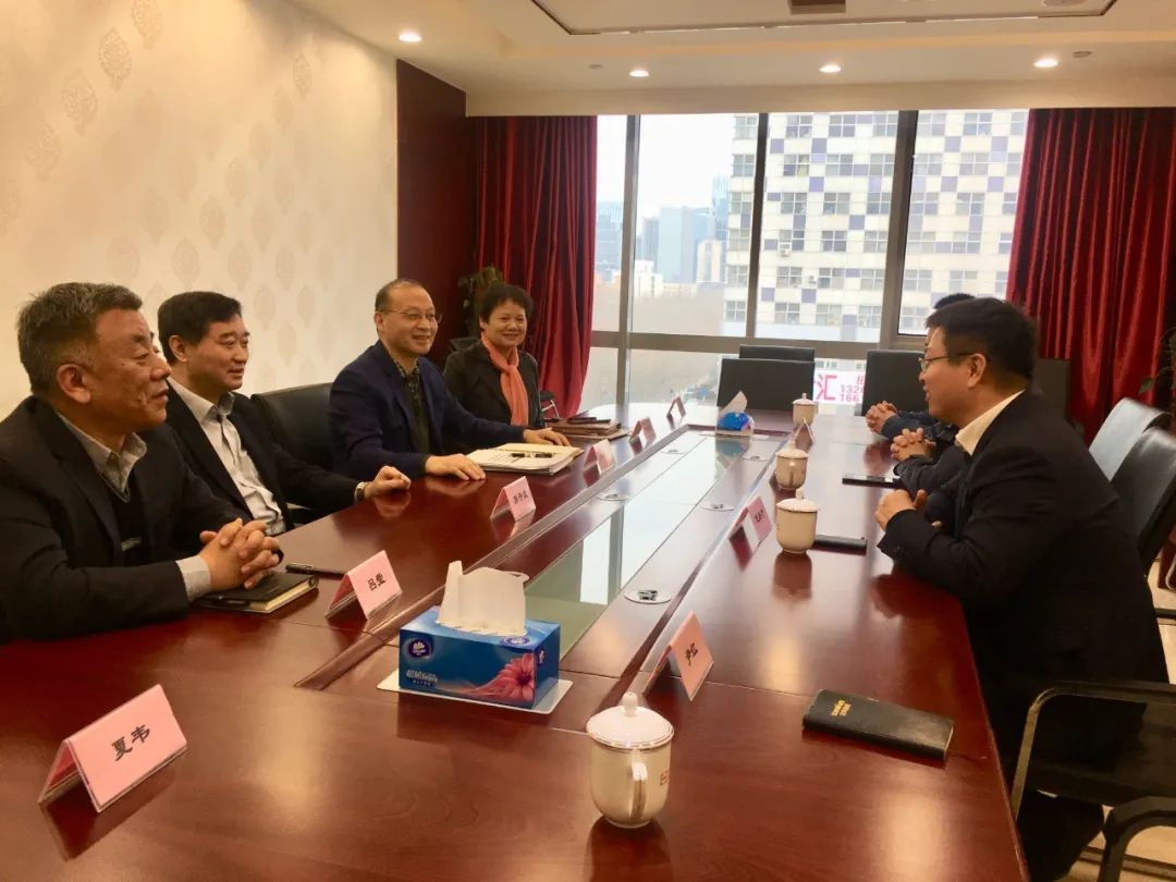 九游体育(中国)官方网站智能副总经理龙居才一行到访中国工程机械工业协会