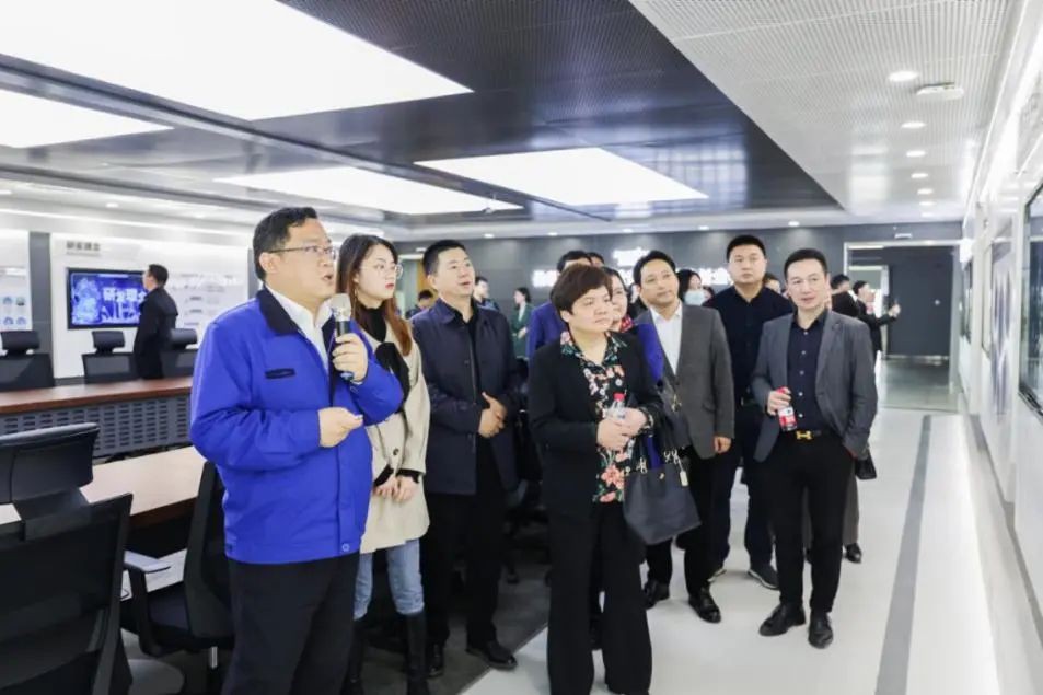 民主党派湖南省委机关青工委团队一行考察九游体育(中国)官方网站智能