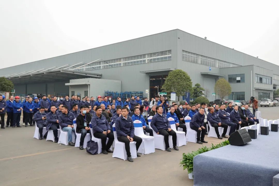 开疆扩土，气壮九游体育(中国)官方网站 | 600F大挖交付仪式隆重举行