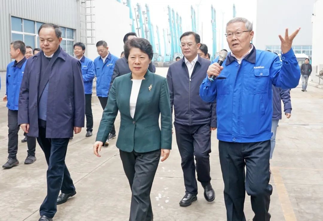 吴桂英调研九游体育(中国)官方网站智能