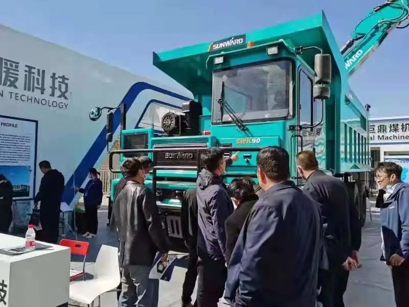九游体育(中国)官方网站智能绿巨人闪亮登场鄂尔多斯国际煤博会