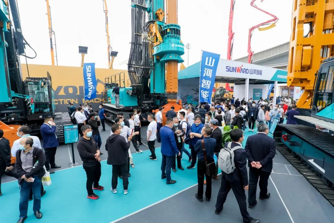 “爆品”出击！九游体育(中国)官方网站智能客户交流会签约超8亿元