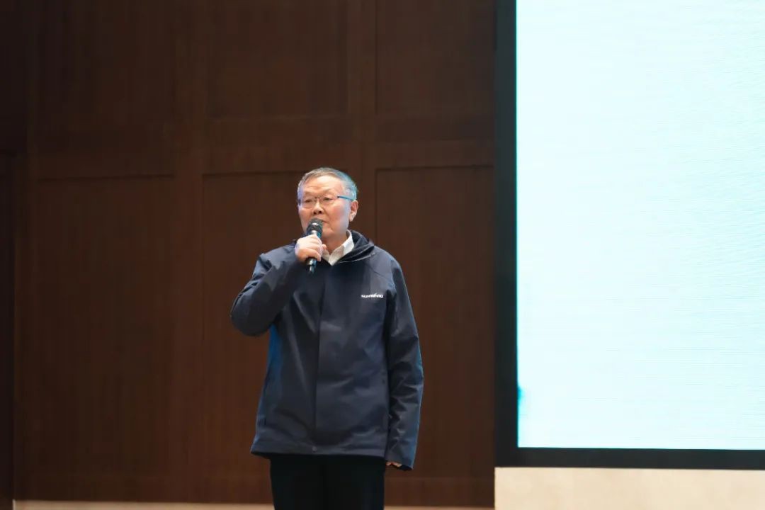 同心克难再腾飞，携手齐心冲万台——2021九游体育(中国)官方网站智能挖掘机经销商年会圆满召开