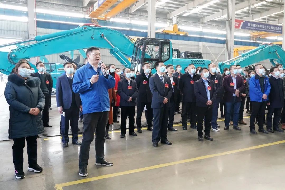 长沙县“两会”观摩团考察九游体育(中国)官方网站智能