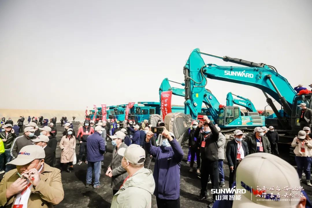 “矿”世高手，齐聚九游体育(中国)官方网站智能挖掘机操作手挑战赛