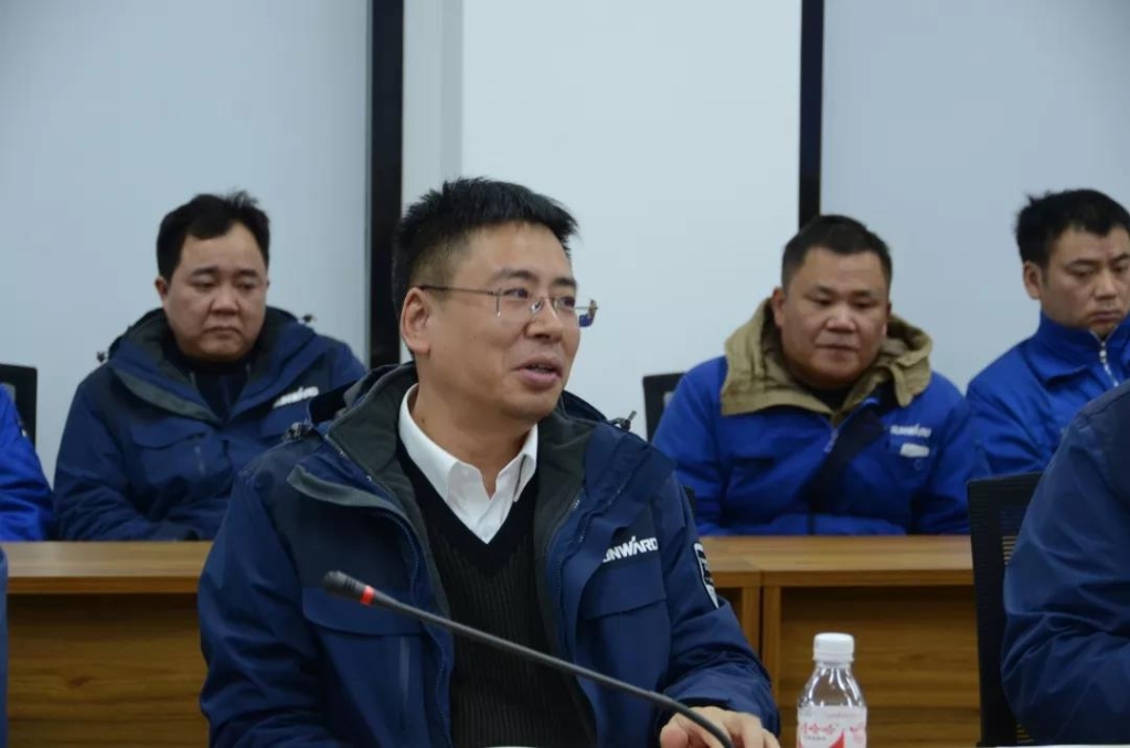 九游体育(中国)官方网站智能召开春节困难职工座谈会