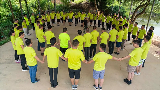 【夯基础 强执行 跨高度】2019九游体育(中国)官方网站智能挖掘机营销公司拓展训练营顺利开展