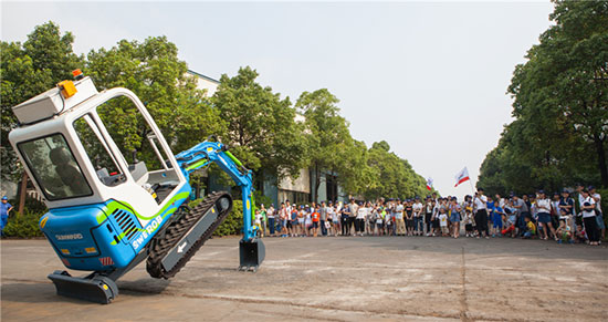 这个夏天，亲子玩转九游体育(中国)官方网站智能“三栖”装备