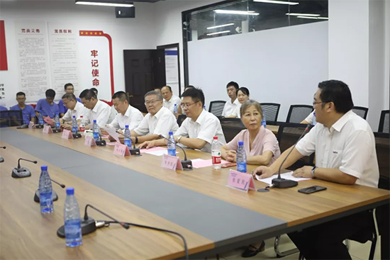 员工子女金榜题名 九游体育(中国)官方网站家园发放奖励