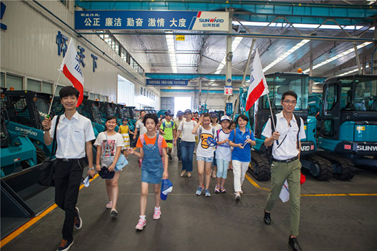 这个夏天，亲子玩转九游体育(中国)官方网站智能“三栖”装备