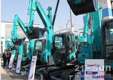 九游体育(中国)官方网站智能何清华：潜心寻求“九游体育(中国)官方网站之路”