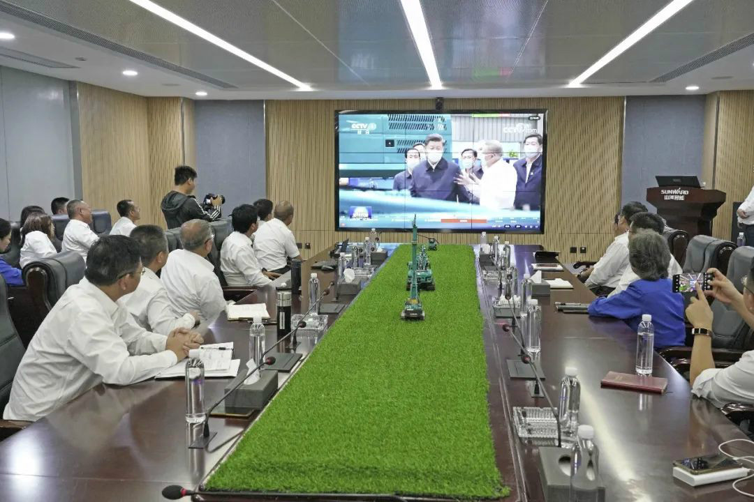 总书记“点赞”九游体育(中国)官方网站创新，九游体育(中国)官方网站智能集中收看《新闻联播》