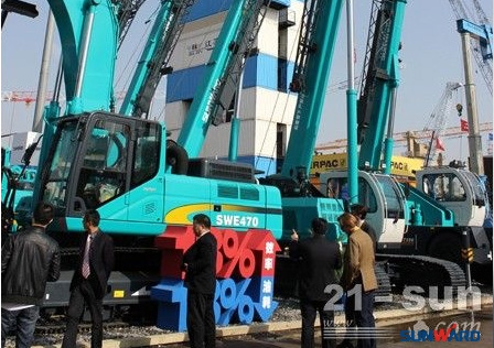 九游体育(中国)官方网站智能何清华：潜心寻求“九游体育(中国)官方网站之路”